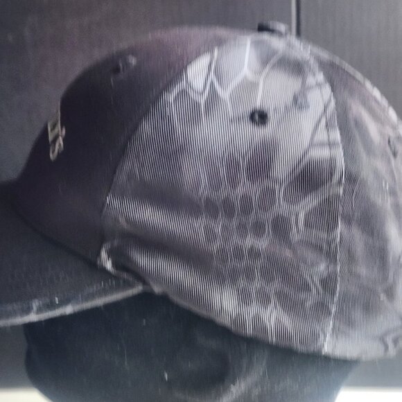 Weatherly's Black Baseball Cap with American Flag Patch - Picture 4 of 6